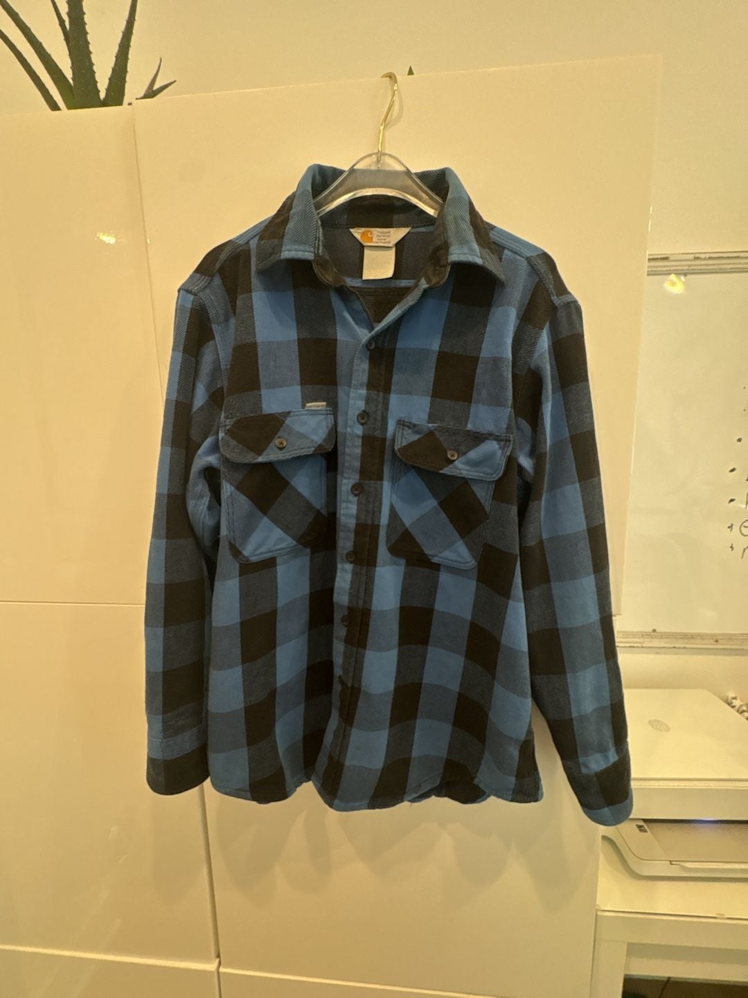 Carhartt Rugged Outdoor Wear Blue And Black Plaid Flannel Shirt Size Medium